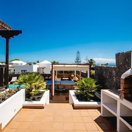 Cavendish With Sea Views And Heatable Pool Close To Flamingo *