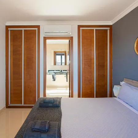 Cavendish With Sea Views And Heatable Pool Close To Flamingo Playa Blanca