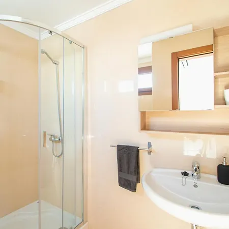 Cavendish With Sea Views And Heatable Pool Close To Flamingo * Playa Blanca