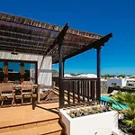 Cavendish With Sea Views And Heatable Pool Close To Flamingo Villa Playa Blanca (Lanzarote)