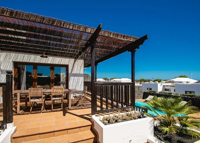 Cavendish With Sea Views And Heatable Pool Close To Flamingo Villa Playa Blanca (Lanzarote)