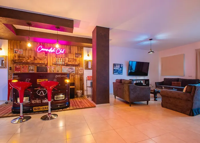 Cavendish With Sea Views And Heatable Pool Close To Flamingo Playa Blanca (Lanzarote)