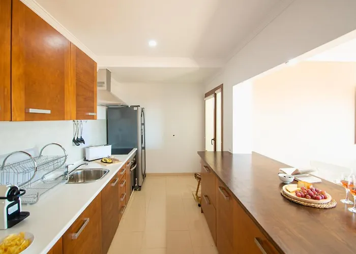 Cavendish With Sea Views And Heatable Pool Close To Flamingo Vila Playa Blanca (Lanzarote)