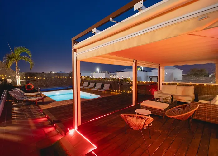 Cavendish With Sea Views And Heatable Pool Close To Flamingo Vila Playa Blanca (Lanzarote)