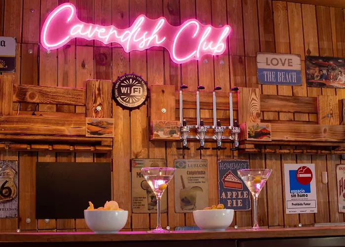 Cavendish With Sea Views And Heatable Pool Close To Flamingo Vila